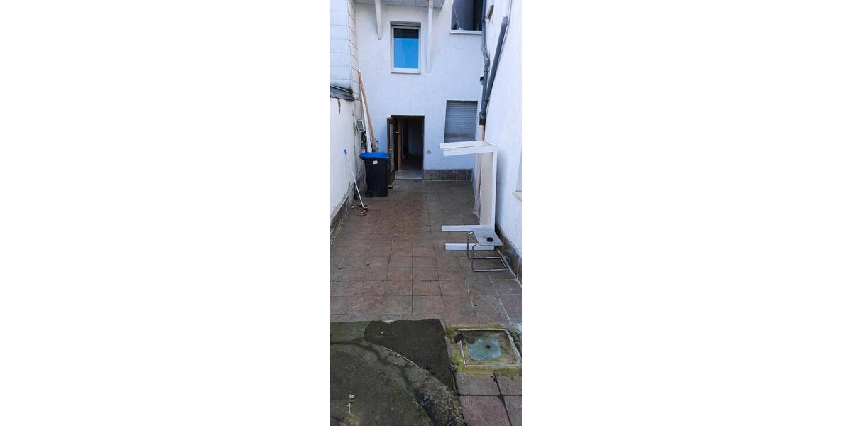 Reihenhaus Alsdorf - 7 Zimmer, 136 m&sup2;, 160.000&euro; | Angebot:26994680