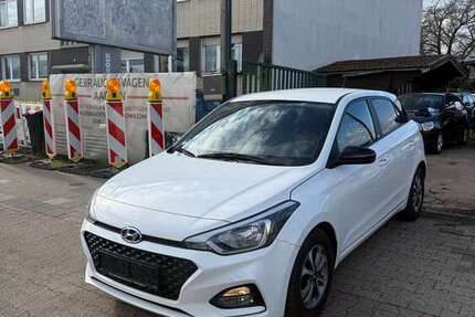 Hyundai i20 84.678 km 11.699 &euro; Aachen 52070