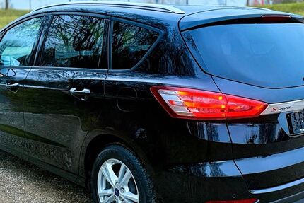 Ford S-Max 85.700 km 16.000 &euro; Düren 52351