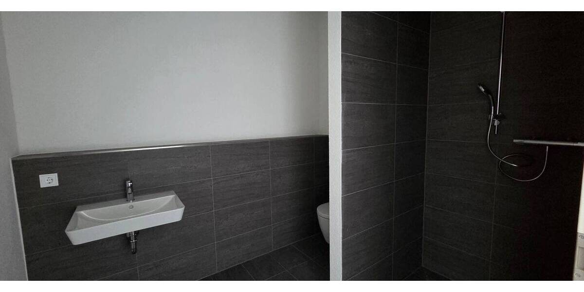 Etagenwohnung Aachen Aachen-Mitte - 4 Zimmer, 130 m&sup2;, 2.199&euro; | Angebot:26486307