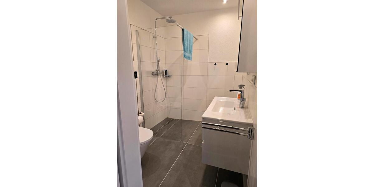 Etagenwohnung Baesweiler - 2 Zimmer, 100 m&sup2;, 900&euro; | Angebot:25162110