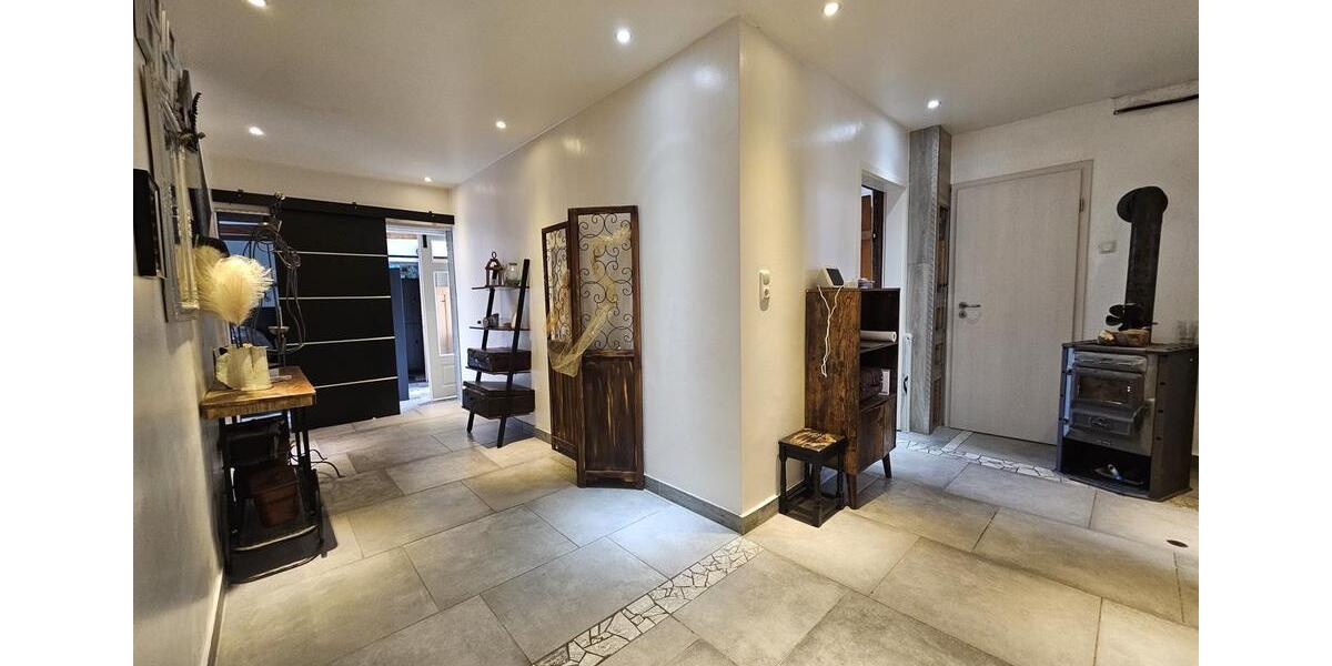 Mehrfamilienhaus, Wohnhaus Simmerath - 9 Zimmer, 240 m&sup2;, 420.000&euro; | Angebot:26405412