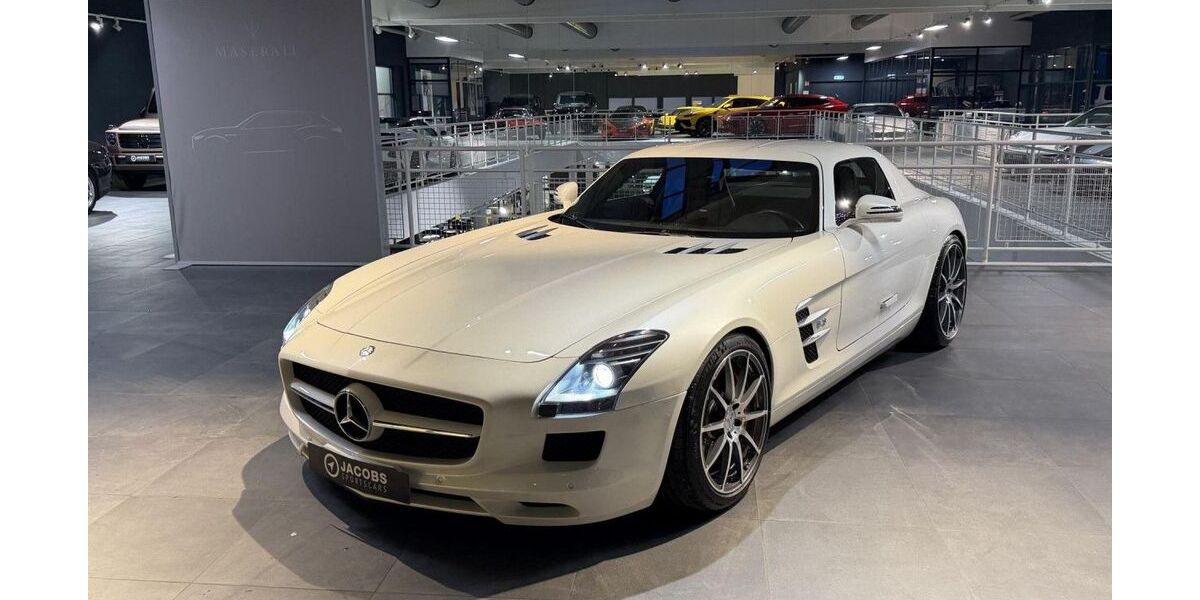 Mercedes-Benz SLS AMG 27.725 km 259.900 &euro; Eschweiler 52249