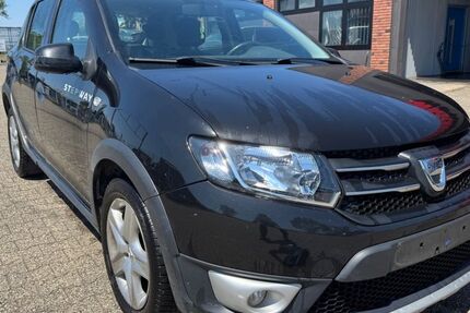 Dacia Sandero 177.000 km 2.800 &euro; Alsdorf 52477