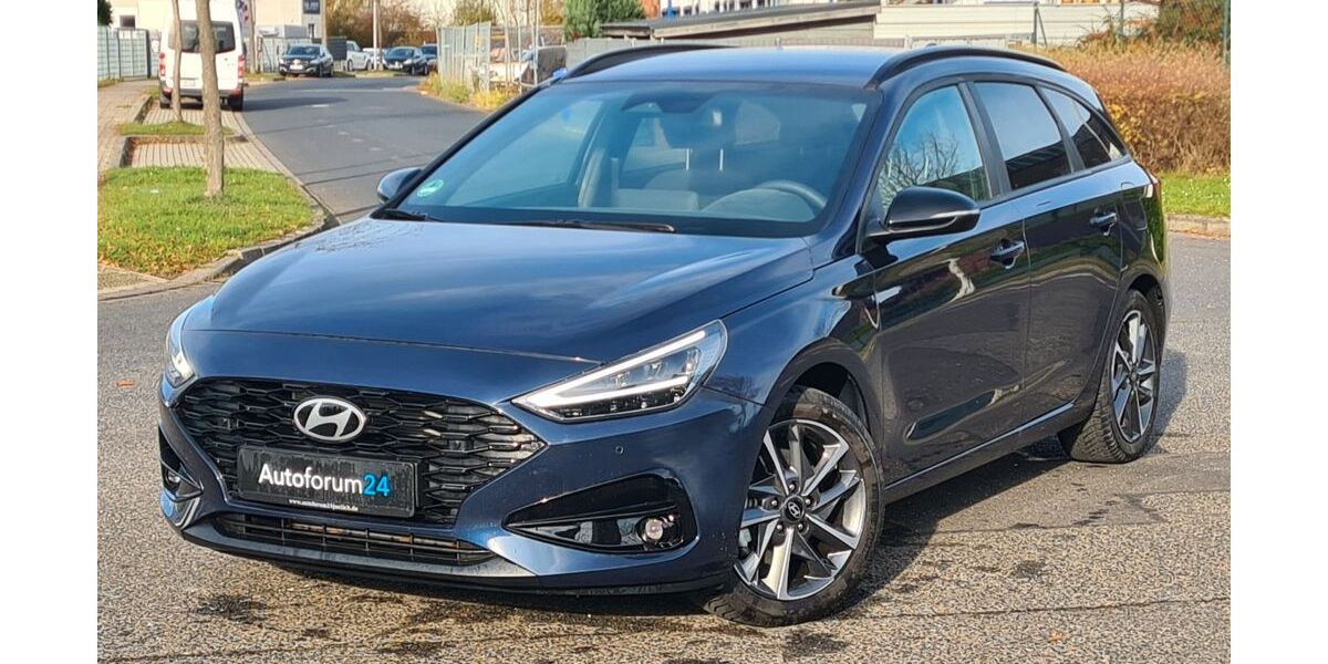 Hyundai i30 1.500 km 18.999 &euro; Jülich 52428