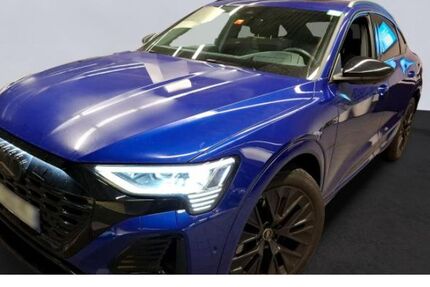 Audi Q8 70.821 km 54.180 &euro; Aachen 52078