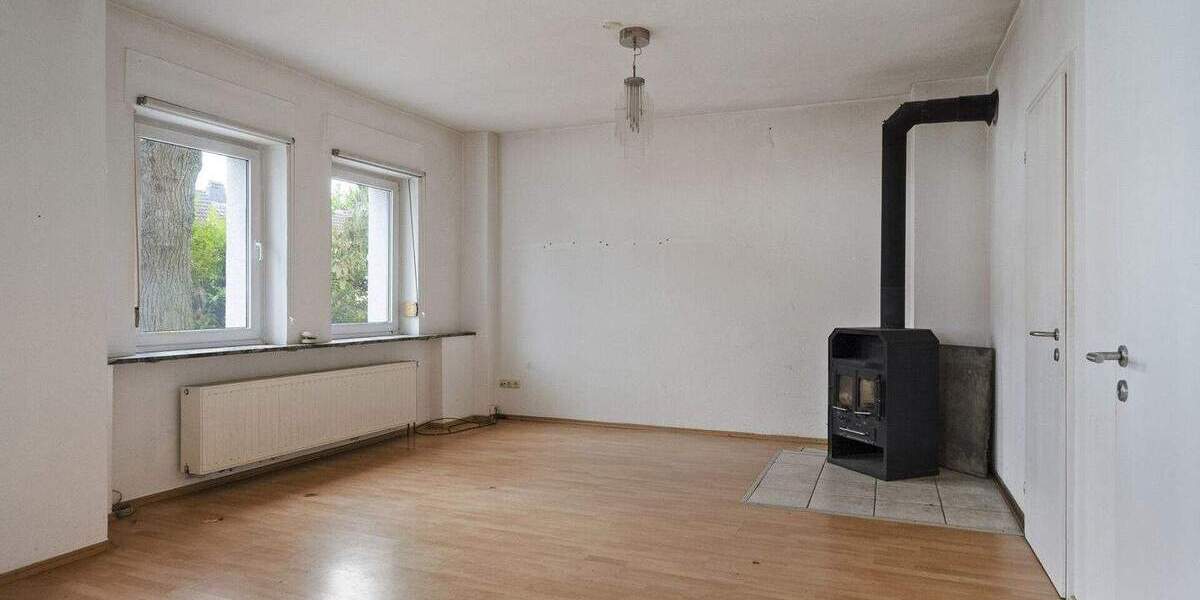 Mehrfamilienhaus, Wohnhaus Geilenkirchen - 6 Zimmer, 140 m&sup2;, 349.000&euro; | Angebot:25707174