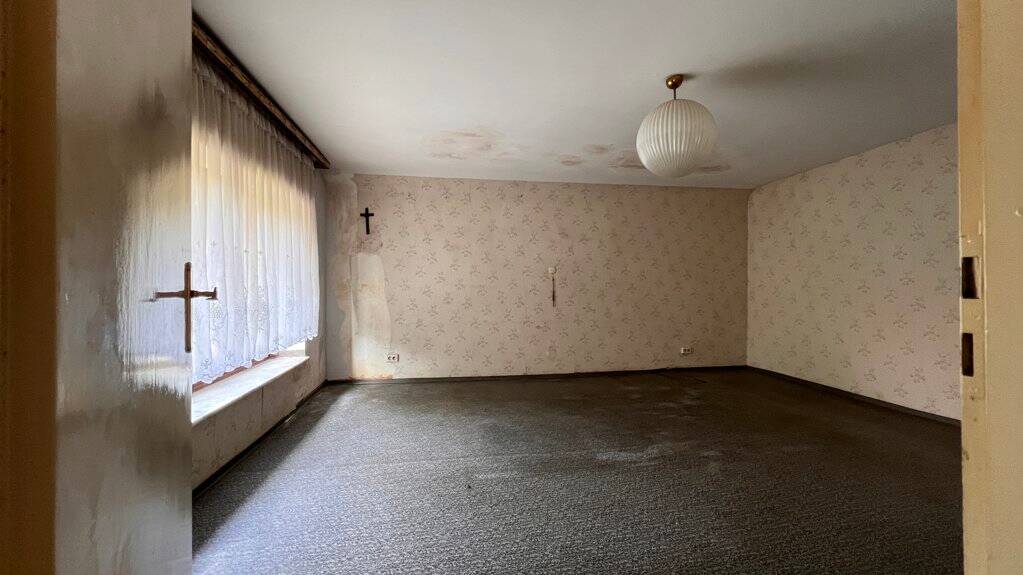 Einfamilienhaus Aachen Schmithof - 6 Zimmer, 137 m&sup2;, 199.000&euro; | Angebot:26219858