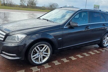 Mercedes-Benz C 200 491.164 km 3.499 &euro; Düren 52353