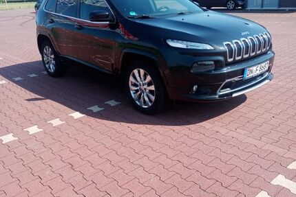 Jeep Cherokee 111.500 km 14.250 &euro; Düren 52353