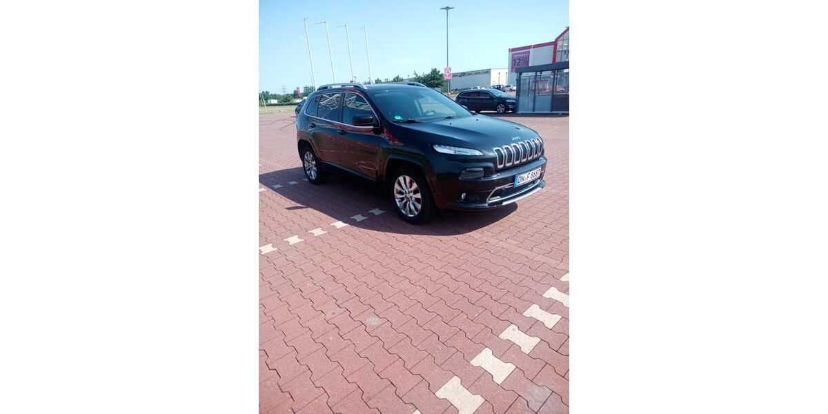 Jeep Cherokee 111.500 km 14.250 &euro; Düren 52353