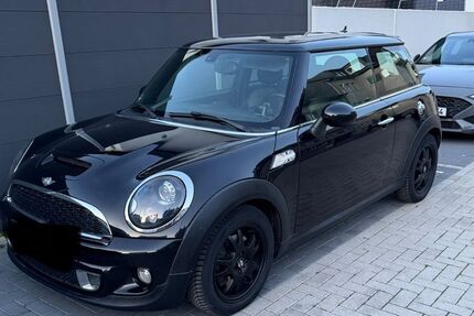 Mini Cooper S 136.000 km 8.500 &euro; Aachen 52080