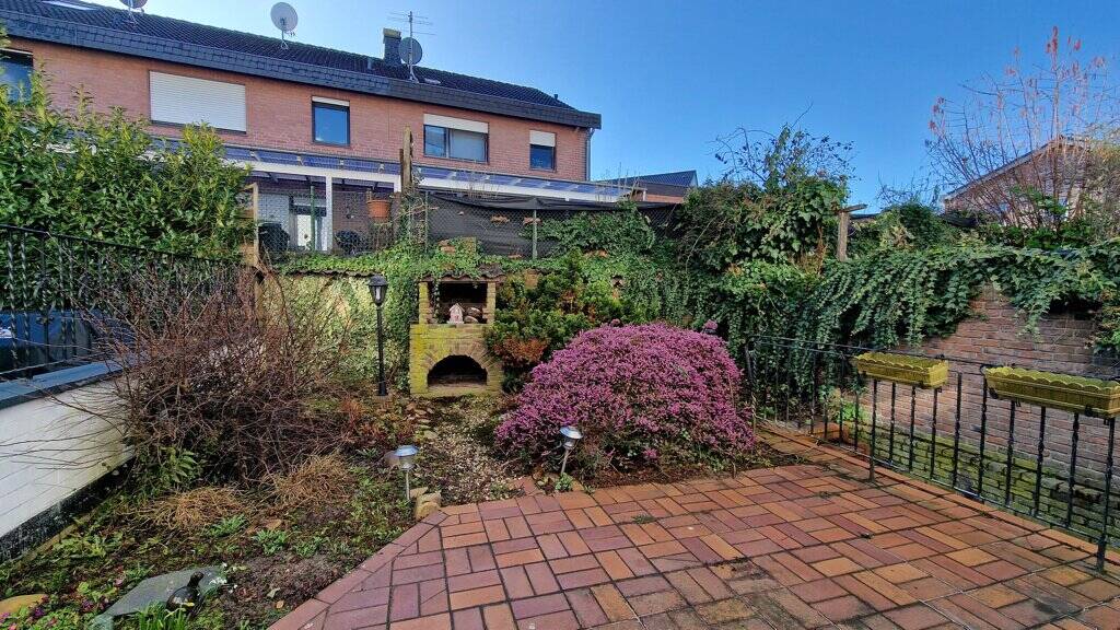 Einfamilienhaus Geilenkirchen Immendorf - 6 Zimmer, 104 m&sup2;, 180.000&euro; | Angebot:26192210