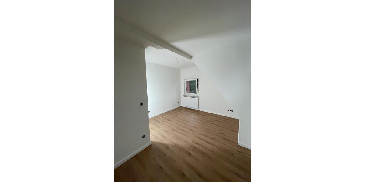 Einfamilienhaus Erkelenz - 5 Zimmer, 140 m&sup2;, 1.735&euro; | Angebot:26700174
