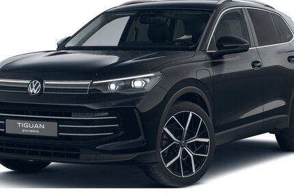 VW Tiguan 4.444 km 51.290 &euro; Düren 52351