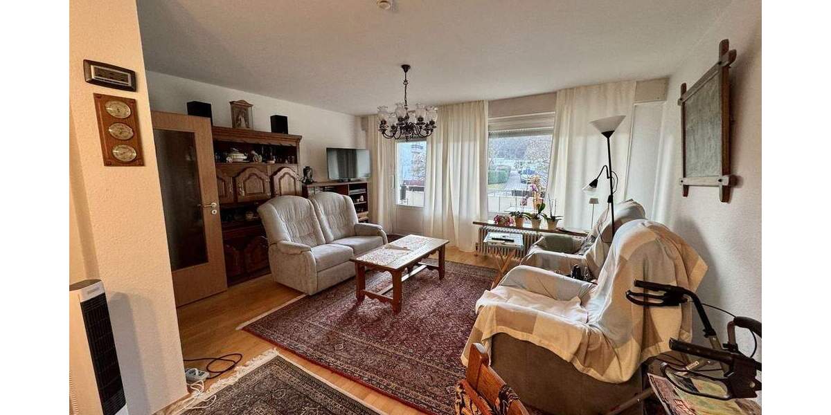 Etagenwohnung Aachen Aachen-Mitte - 3 Zimmer, 90 m&sup2;, 199.000&euro; | Angebot:25664769