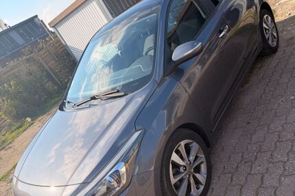 Hyundai i20 112.000 km 11.000 &euro; Erkelenz 41812