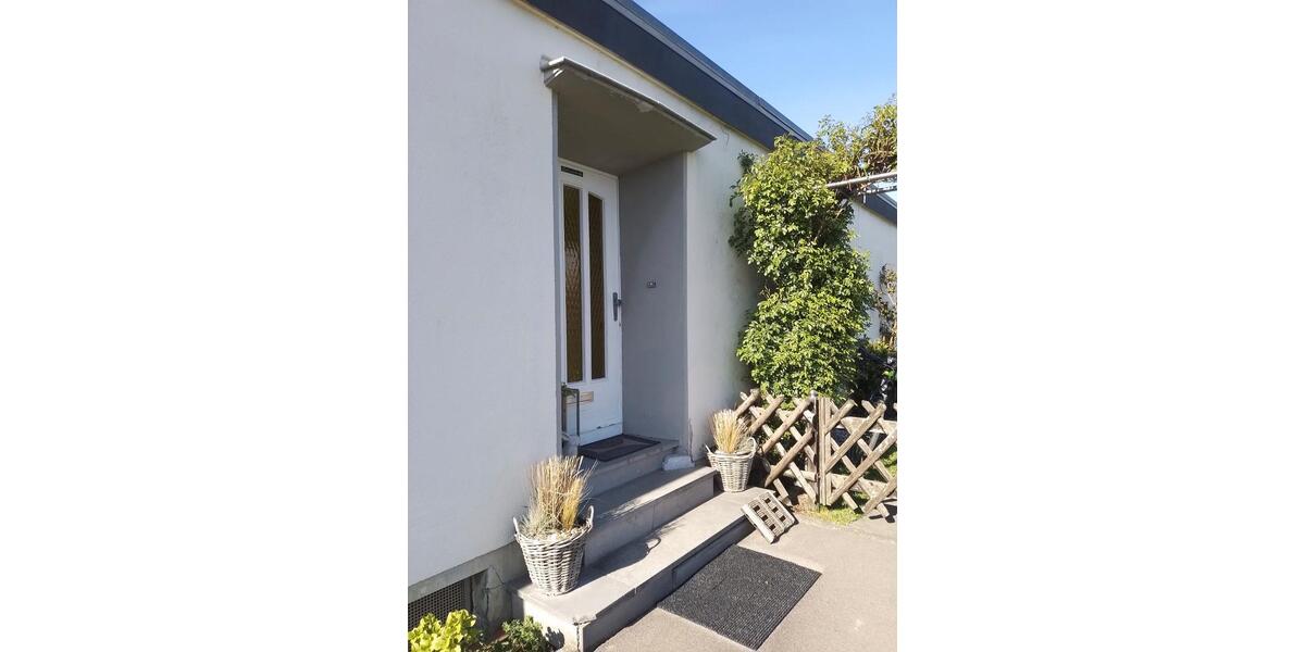 Bungalow Aachen Aachen-Mitte - 3 Zimmer, 75 m&sup2;, 275.000&euro; | Angebot:26167199