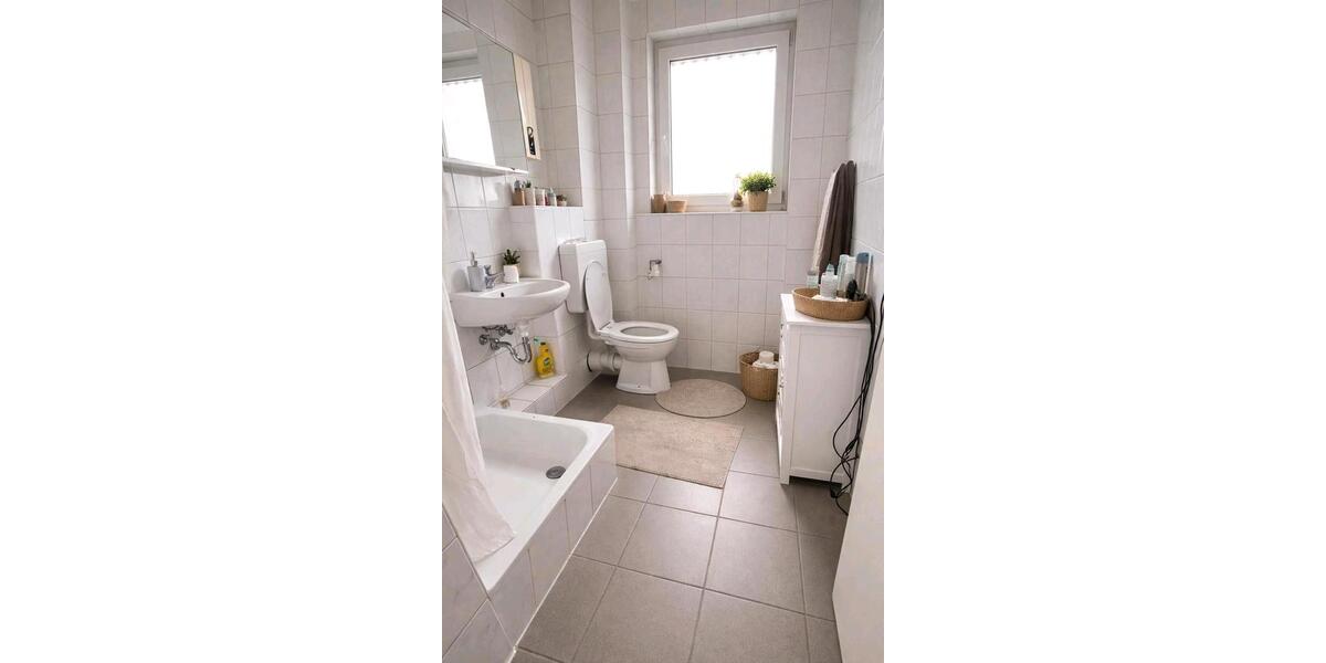 Etagenwohnung Herzogenrath - 3 Zimmer, 66 m&sup2;, 840&euro; | Angebot:26031722