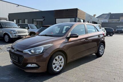 Hyundai i20 91.809 km 5.490 &euro; Übach Palenberg 52531