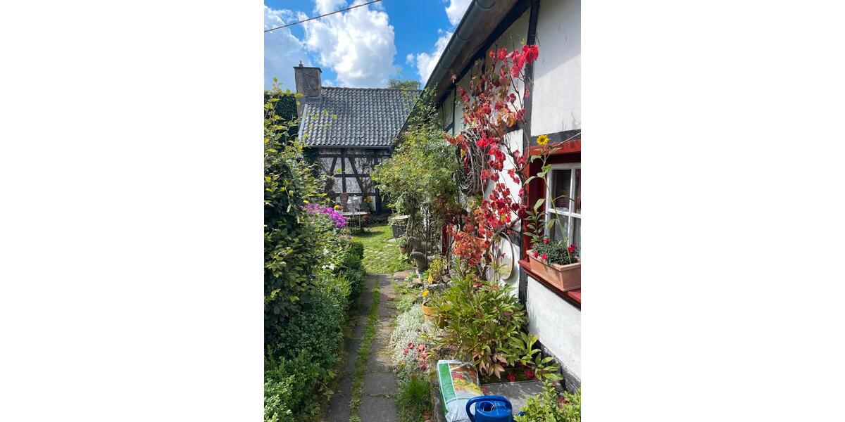 Bauernhaus, Landhaus Monschau - 7 Zimmer, 256 m&sup2;, 249.000&euro; | Angebot:26126906