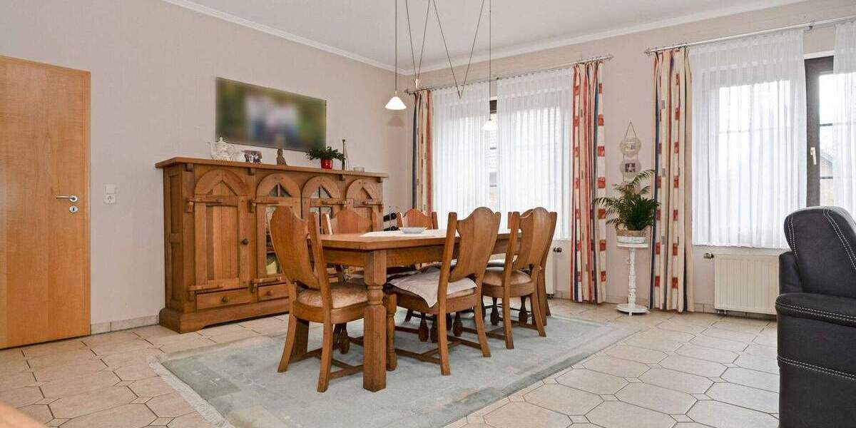 Mehrfamilienhaus, Wohnhaus Heinsberg / Scheifendahl Straeten - 8 Zimmer, 302 m&sup2;, 289.800&euro; | Angebot:25837748