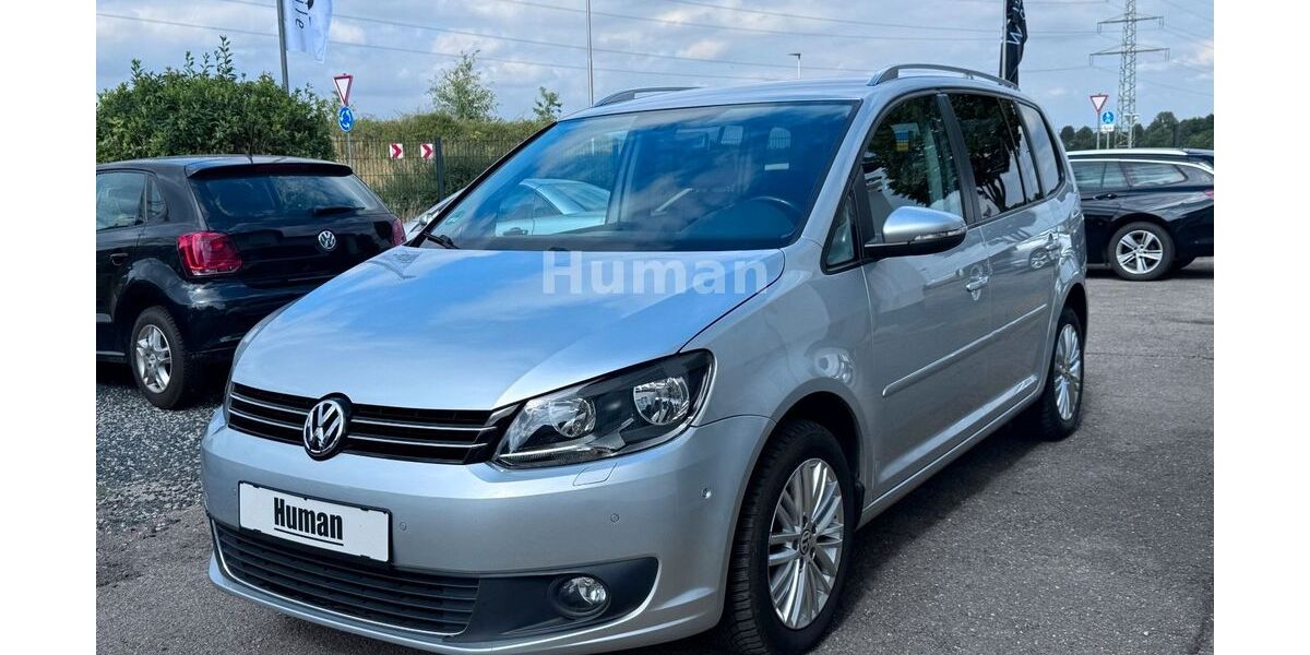 VW Touran 102.000 km 9.950 &euro; Würselen (bei Aachen) 52146