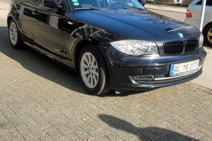 BMW 116 227.000 km 2.850 &euro; Aachen 52068
