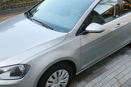 VW Golf 157.000 km 7.800 &euro; Würselen 52146