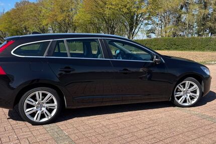 Volvo V60 179.000 km 13.950 &euro; Alsdorf 52477
