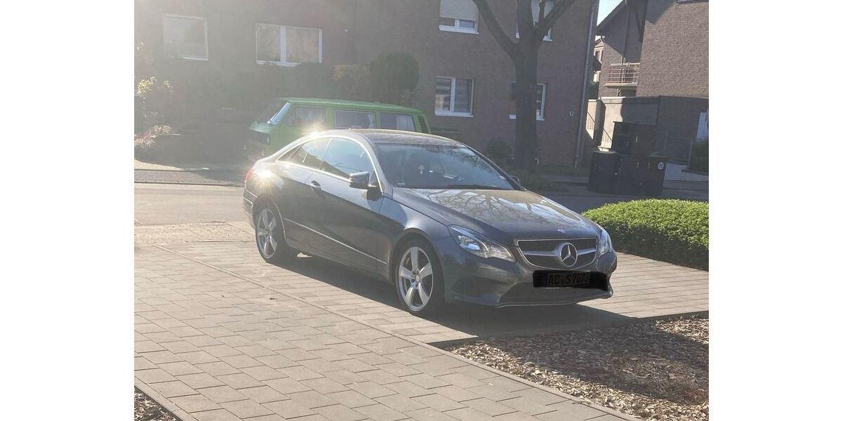 Mercedes-Benz E 200 97.000 km 15.990 &euro; Baesweiler 52499