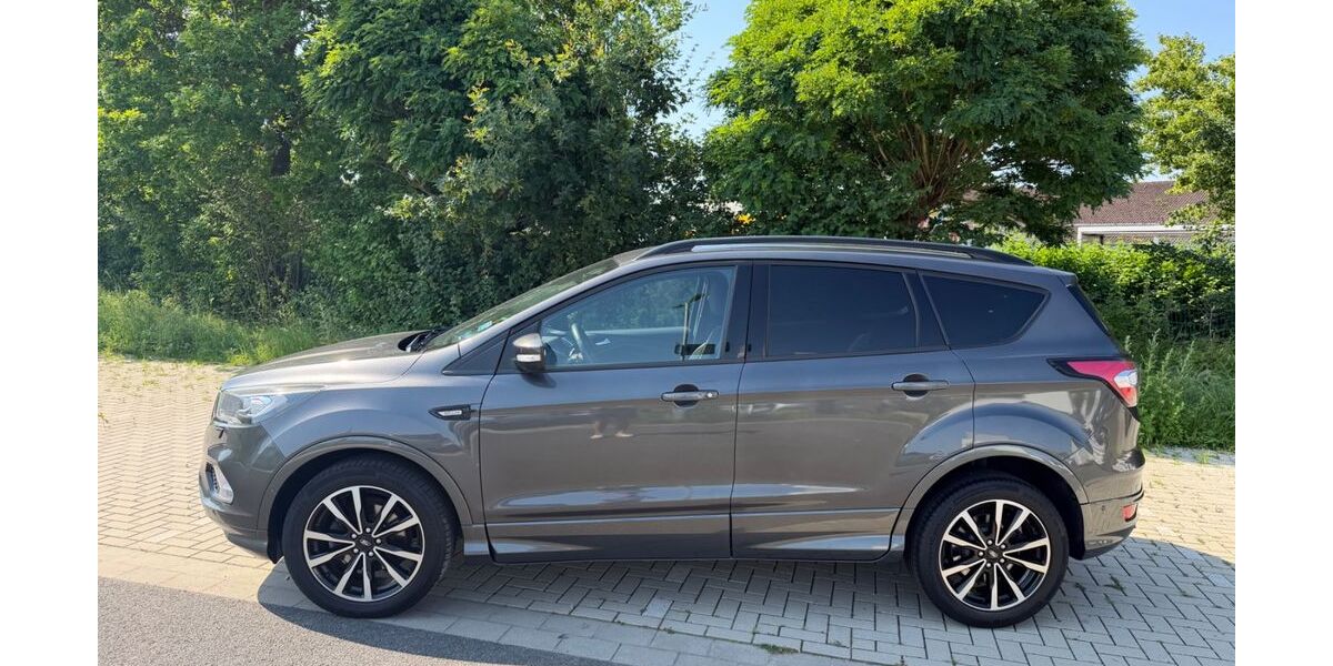 Ford Kuga 72.300 km 14.500 &euro; Alsdorf 52477