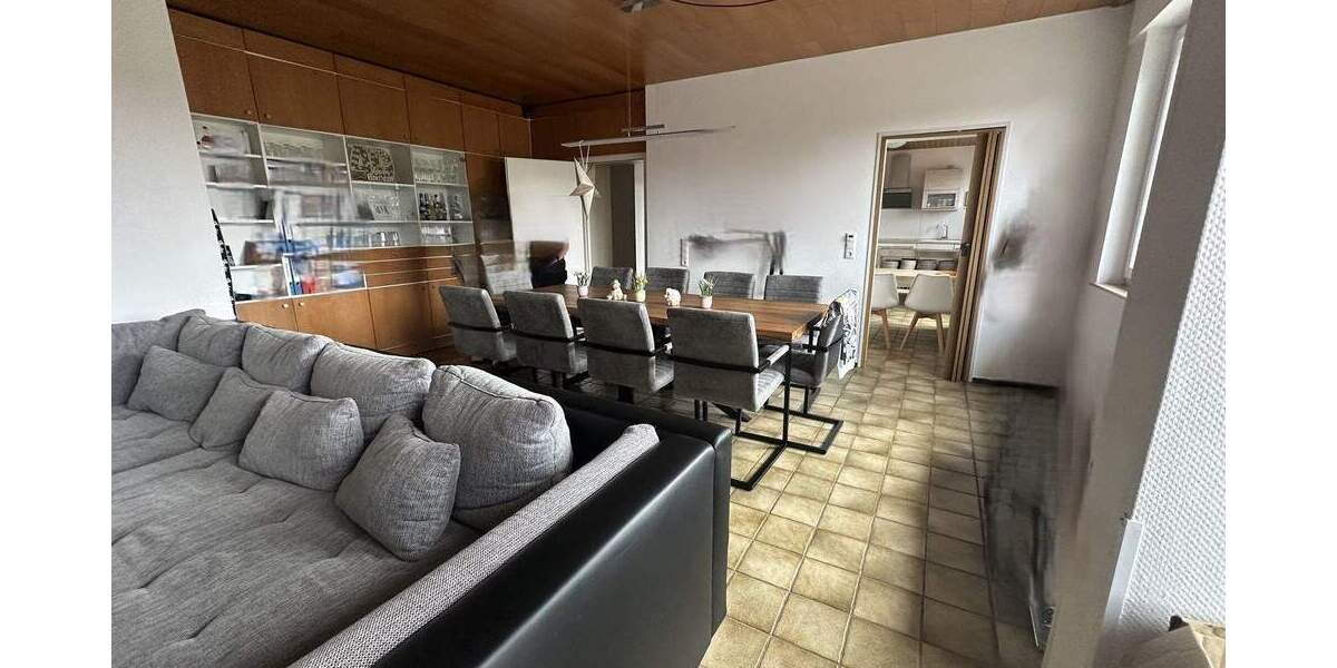 Mehrfamilienhaus, Wohnhaus Niederzier - 8 Zimmer, 274 m&sup2;, 415.000&euro; | Angebot:25692153