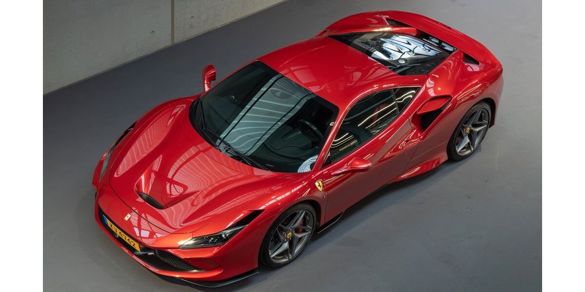 Ferrari F8 21.000 km 290.000 &euro; Erkelenz 41812