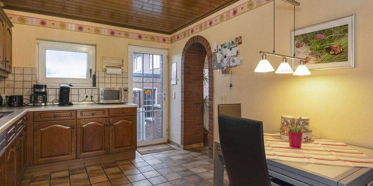 Einfamilienhaus Gangelt / Stahe Stahe - 8 Zimmer, 225 m&sup2;, 325.000&euro; | Angebot:25746547