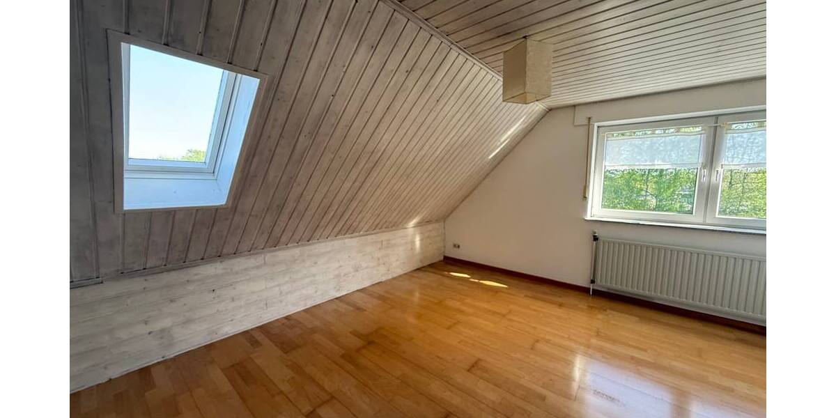 Mehrfamilienhaus, Wohnhaus Roetgen - 9 Zimmer, 280 m&sup2;, 890.000&euro; | Angebot:25971022