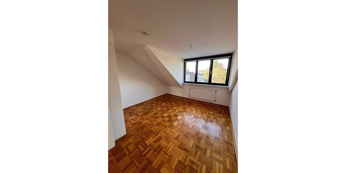 Etagenwohnung Aachen Burtscheid - 3 Zimmer, 78 m&sup2;, 900&euro; | Angebot:26139925