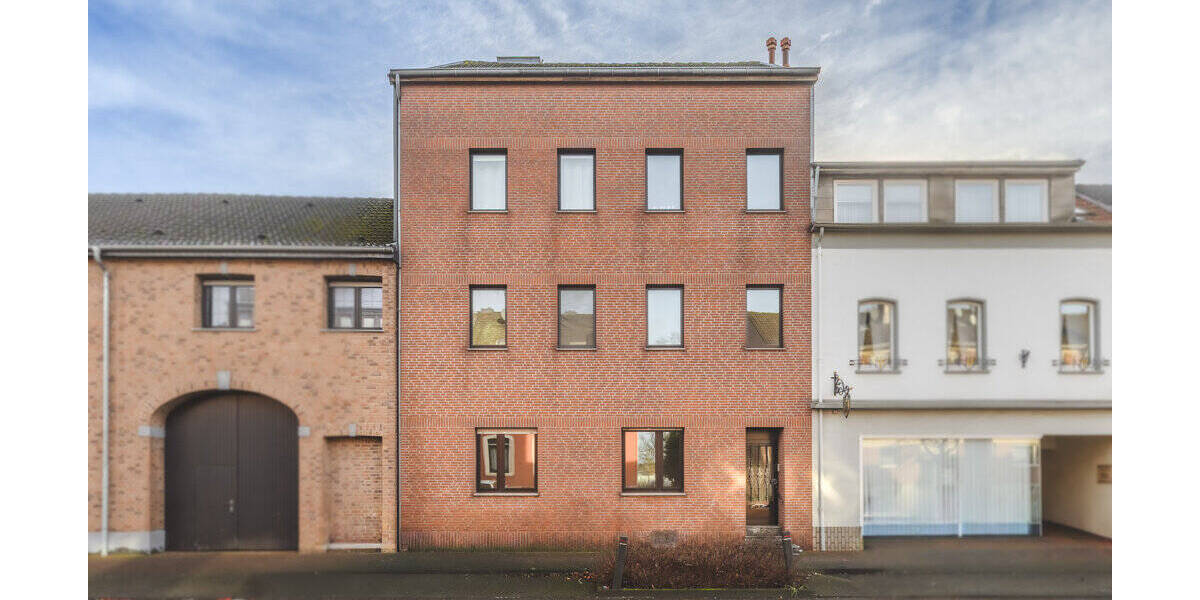 Einfamilienhaus Würselen Broichweiden - 7 Zimmer, 197 m&sup2;, 350.000&euro; | Angebot:26192238