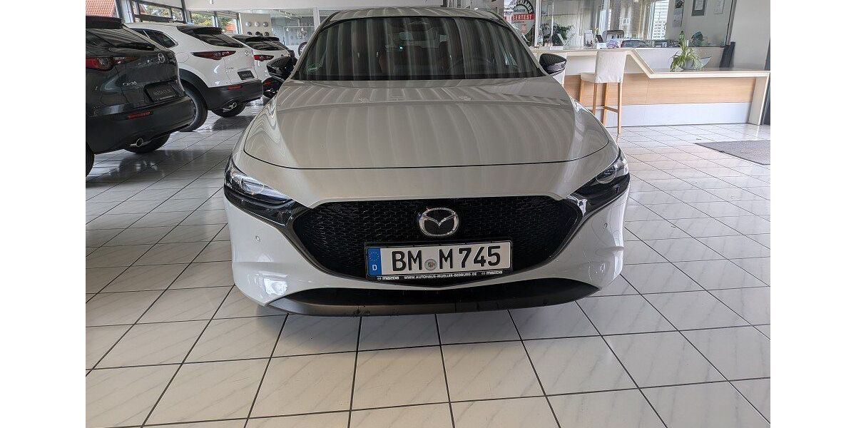 Mazda 3 5.401 km 25.950 &euro; Bedburg 50181
