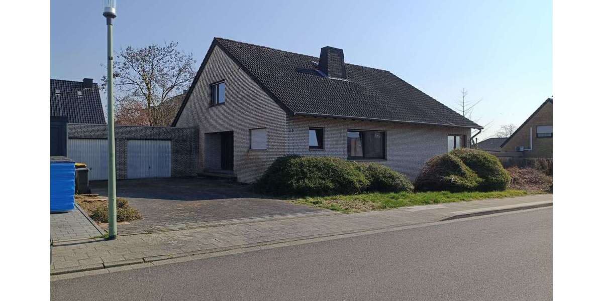 Einfamilienhaus Titz - 4 Zimmer, 120 m&sup2;, 300.000&euro; | Angebot:25975623