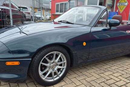 Mazda MX-5 147.000 km 9.490 &euro; Nideggen 52385
