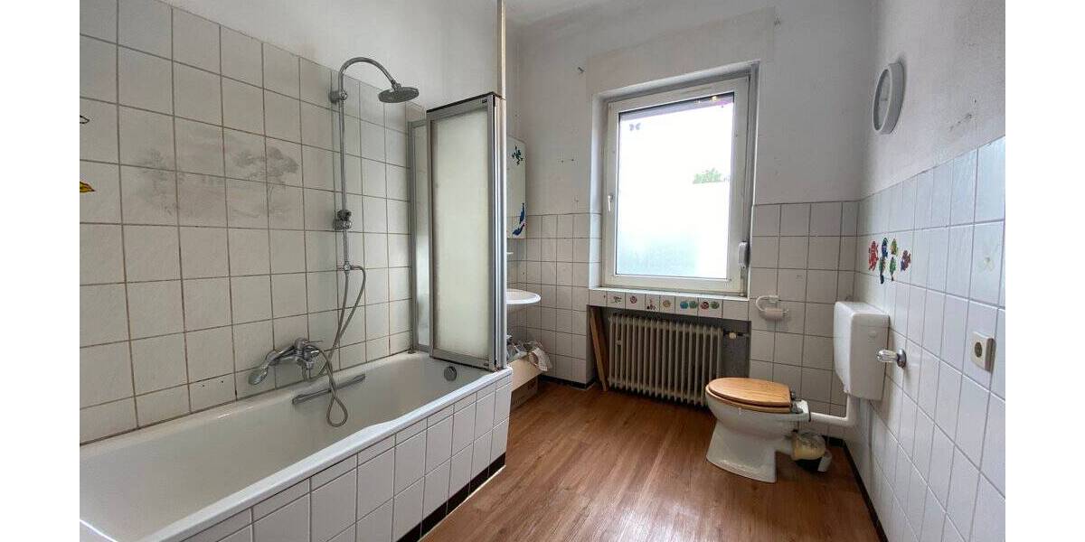 Einfamilienhaus Eschweiler - 5 Zimmer, 147 m&sup2;, 189.000&euro; | Angebot:26192177