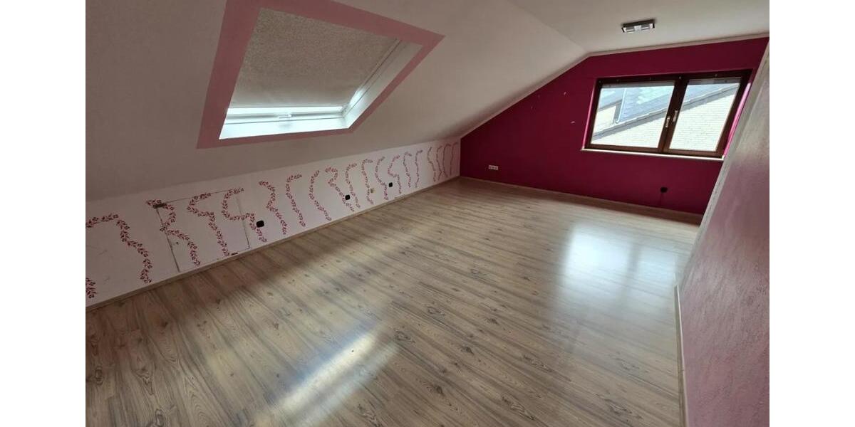 Maisonettenwohnung Eschweiler - 3.5 Zimmer, 115 m&sup2;, 289.000&euro; | Angebot:27024032
