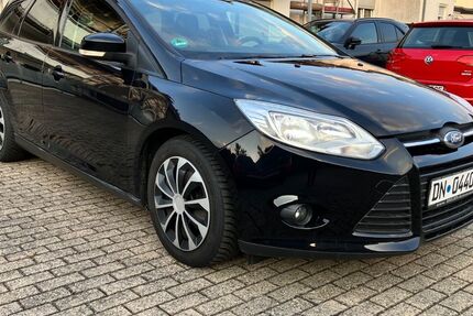 Ford Focus 195.000 km 3.490 &euro; Düren 52355