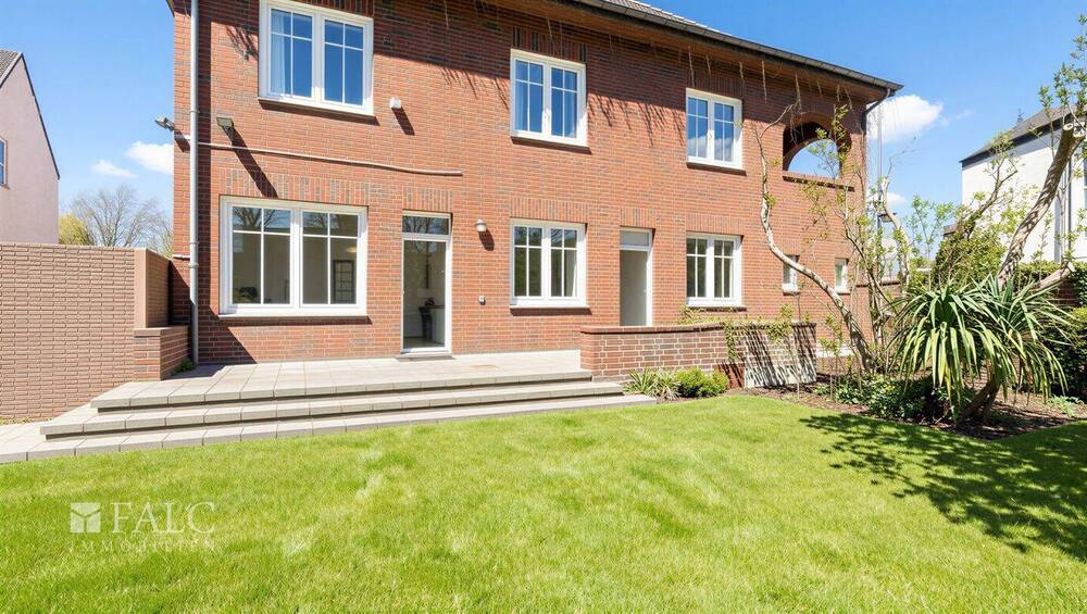 Gewerbeobjekt Eschweiler Röthgen - 6 Zimmer, 115 m&sup2;, 1.000&euro; | Angebot:26141228