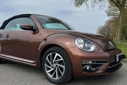 VW Beetle 64.800 km 20.990 &euro; Aachen 52076