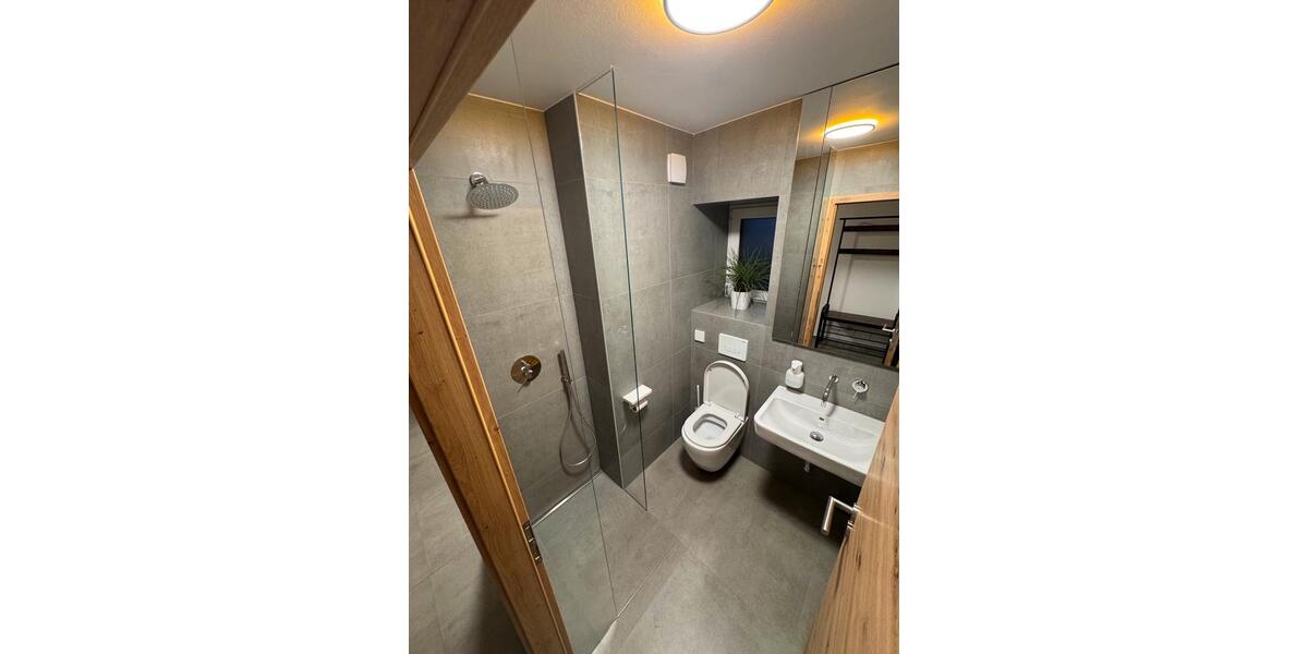 Dachgeschoßwohnung Eschweiler - 2 Zimmer, 45 m&sup2;, 1.300&euro; | Angebot:26447976