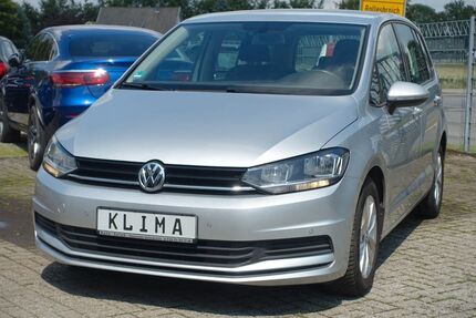 VW Touran 141.000 km 13.590 &euro; Simmerath (bei Aachen) 52152