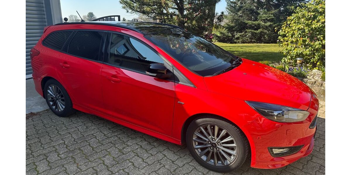 Ford Focus 104.000 km 9.900 &euro; Heinsberg 52525