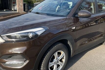 Hyundai TUCSON 135.200 km 9.700 &euro; Hürtgenwald OT Vossenack 52393